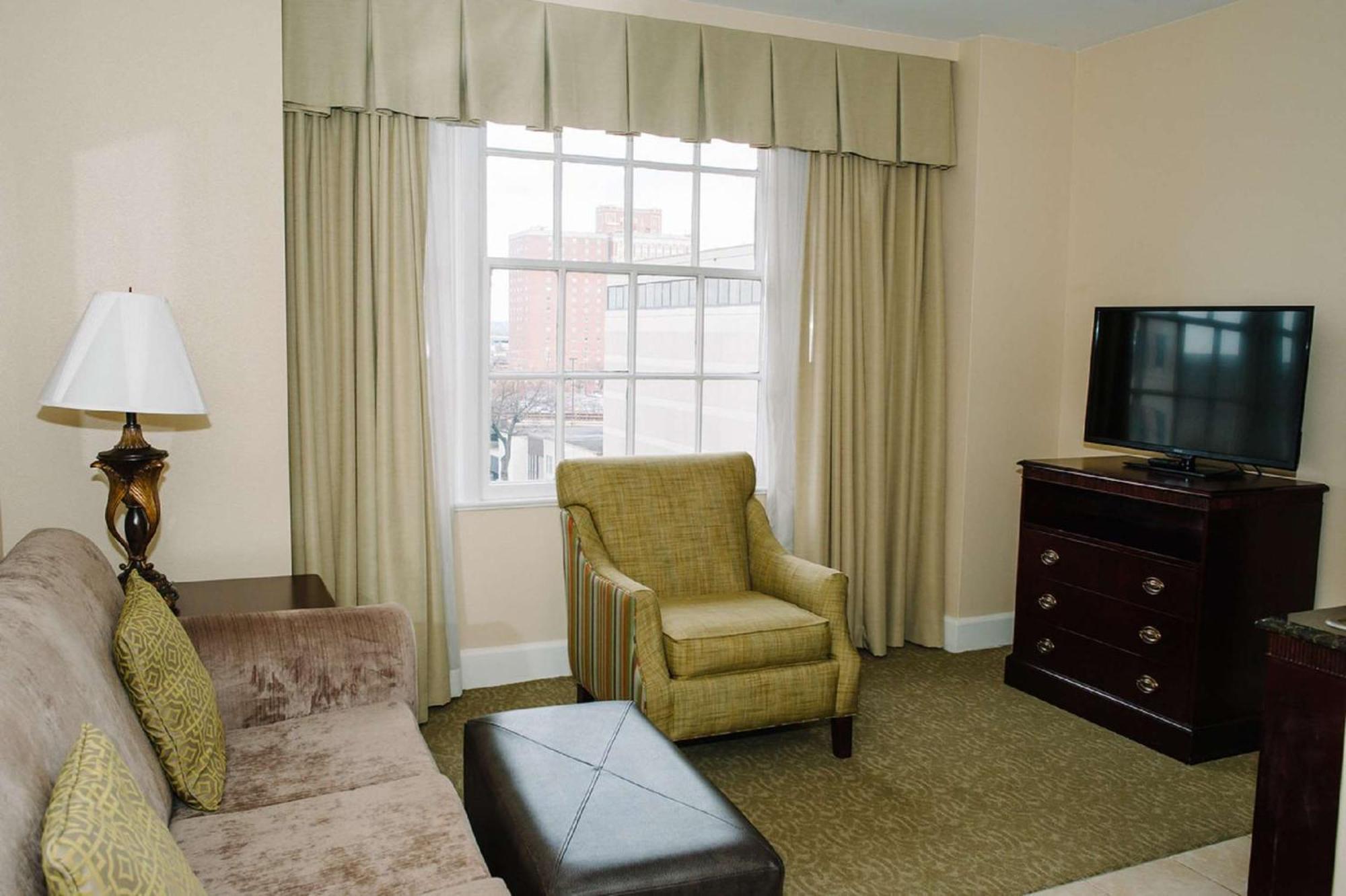 Hampton Inn & Suites Birmingham-Downtown-Tutwiler Exterior foto